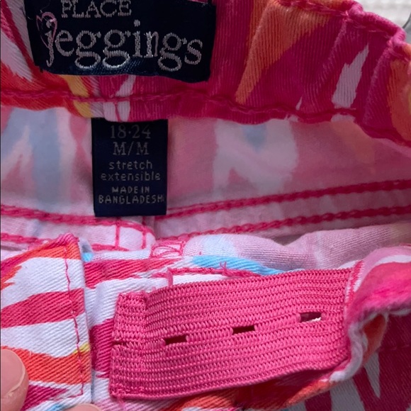 Crazy jeggings! - Picture 2 of 3